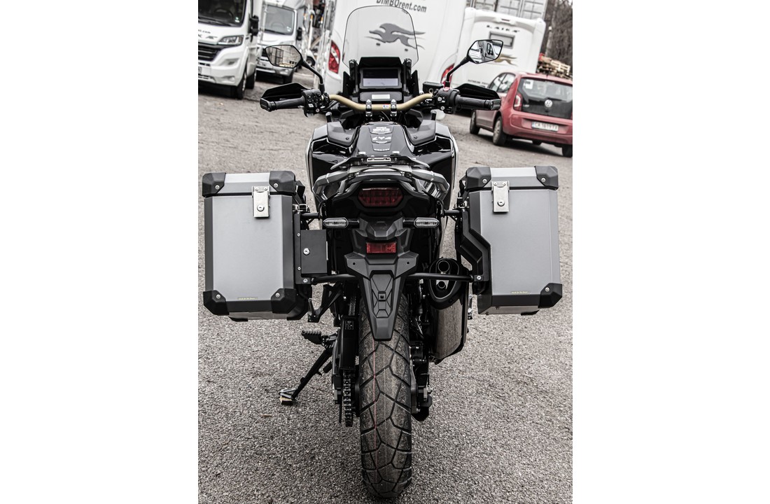 BUMOT Defender EVO zijkoffersysteem voor de Honda CRF1100L / Adventure Sports
