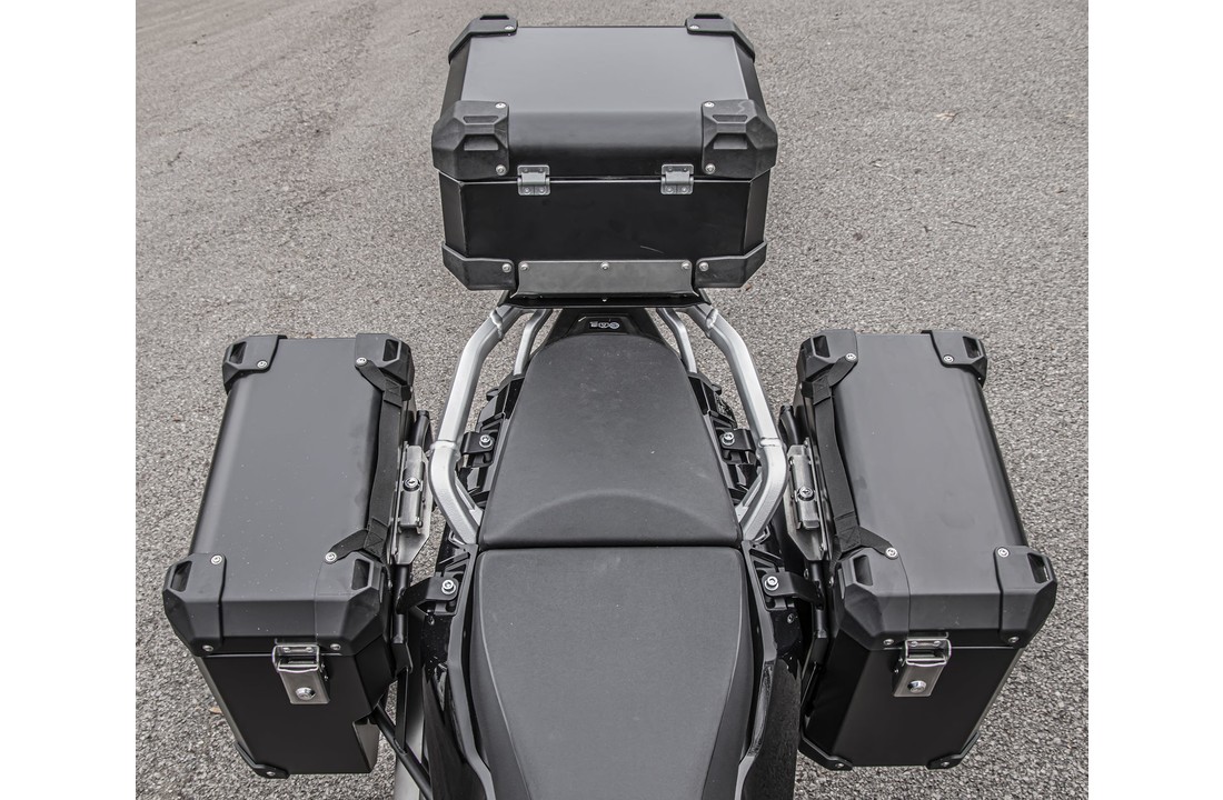 BUMOT Defender EVO Topcase with mountingrack for the Honda CRF1100L / Adventure Sports