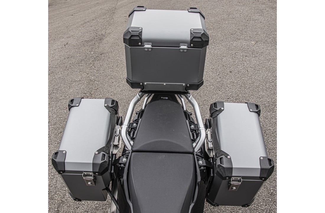 BUMOT Defender EVO Topcase with mountingrack for the Honda CRF1100L / Adventure Sports