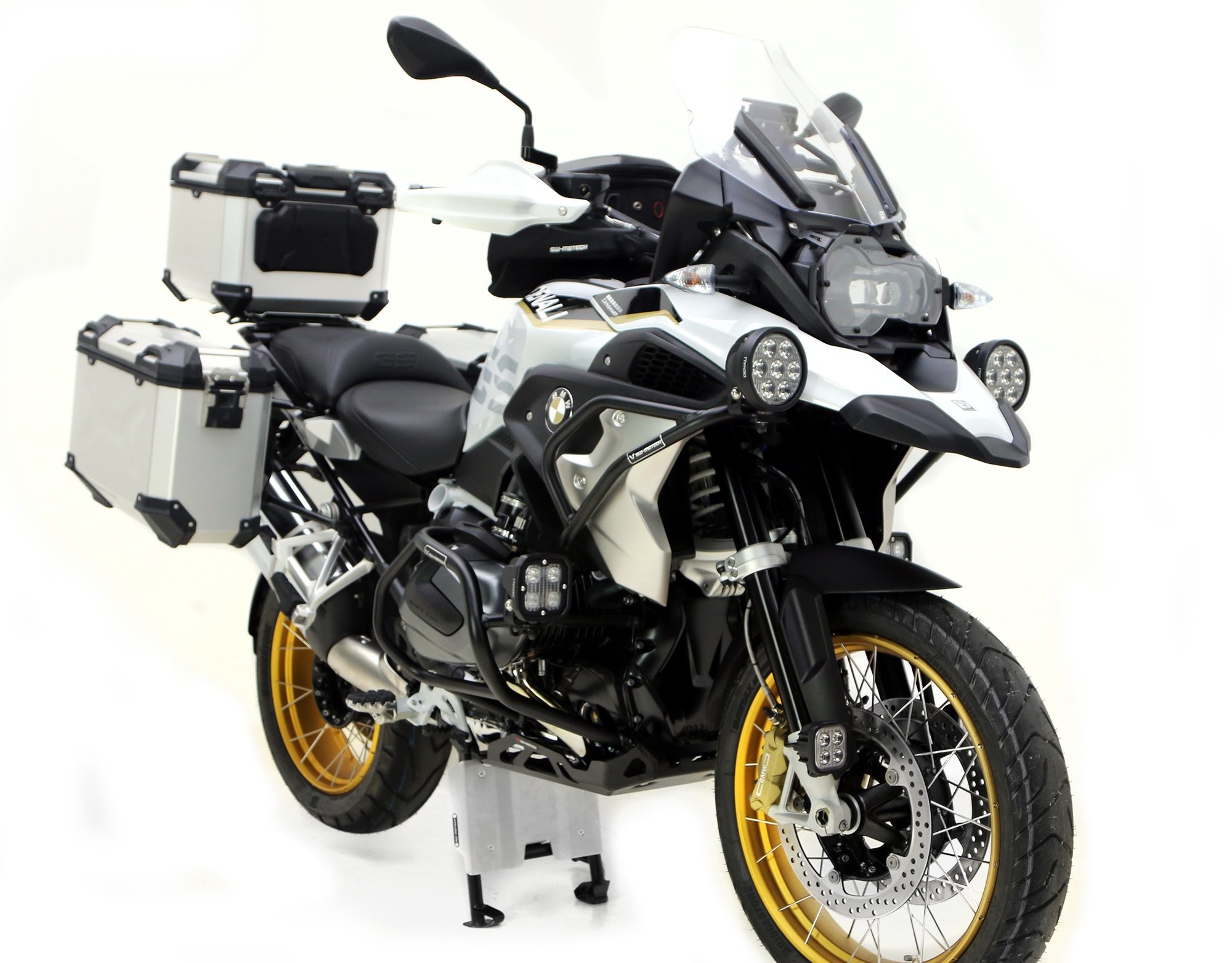 R1250gs с доп светом