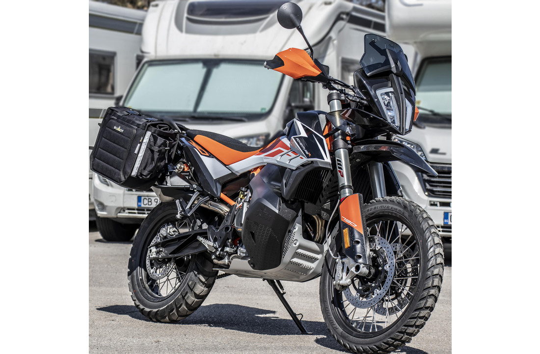BUMOT Xtremada Soft panniers for the KTM 790 Adventure R/S