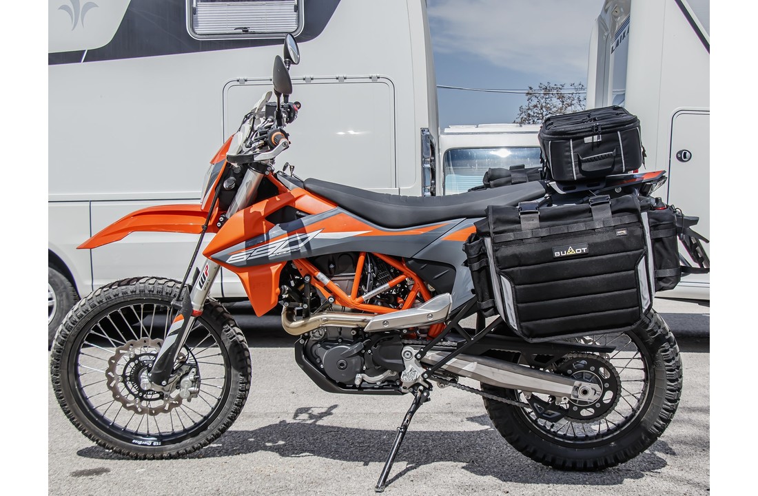 BUMOT Xtremada soft panniers for the KTM 690 Enduro R