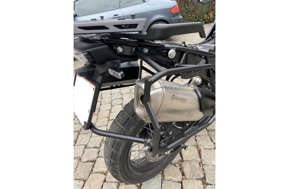 BUMOT Zijkoffer rek - Husqvarna Norden 901
