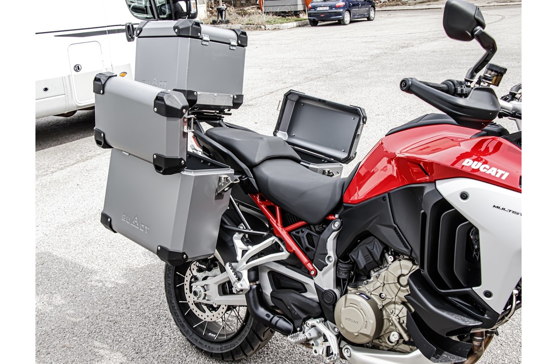 BUMOT Defender EVO Pannier system - Ducati Multistrada V4