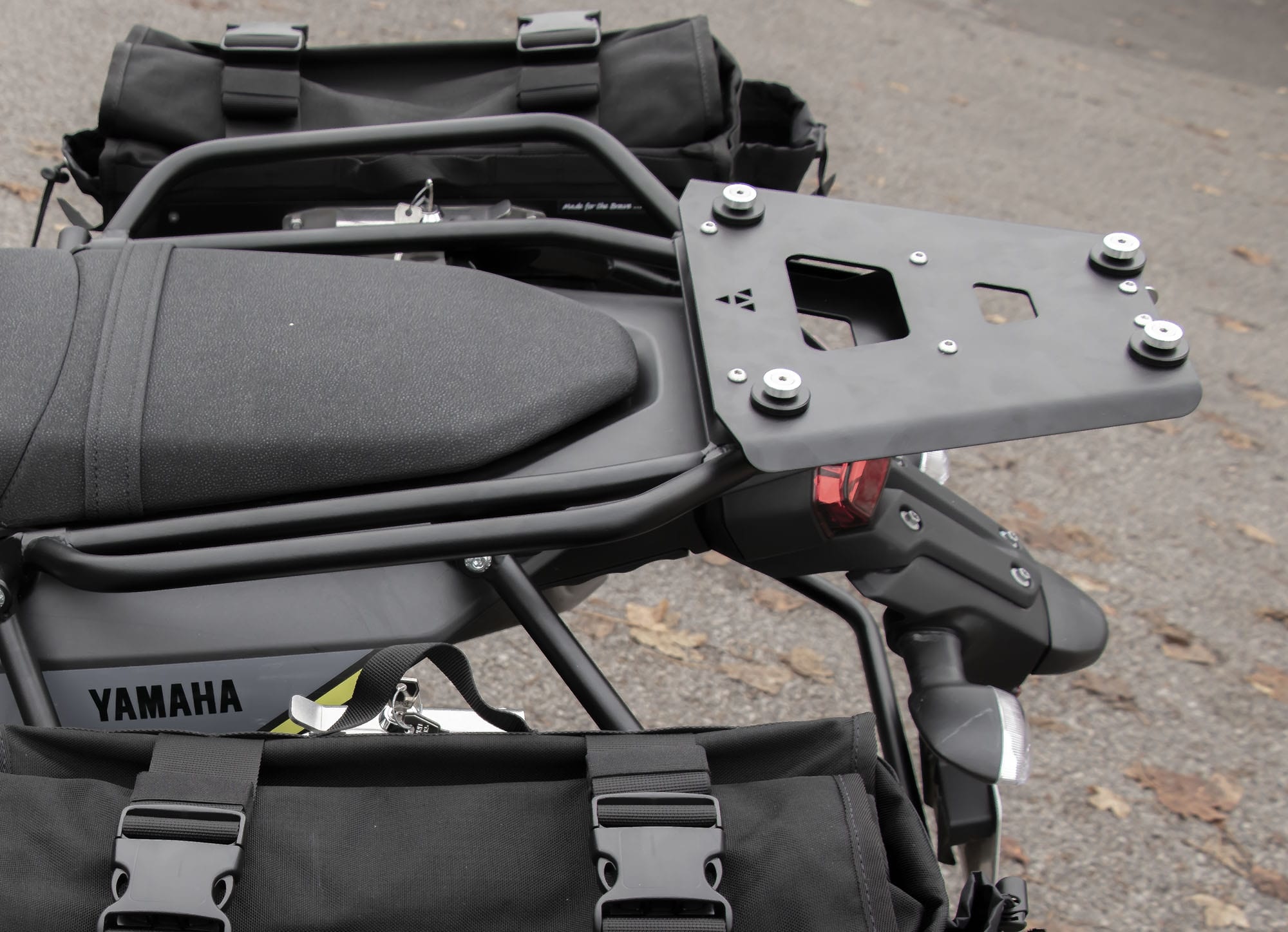 BUMOT Defender EVO Topcase moutingplate - Tenere 700