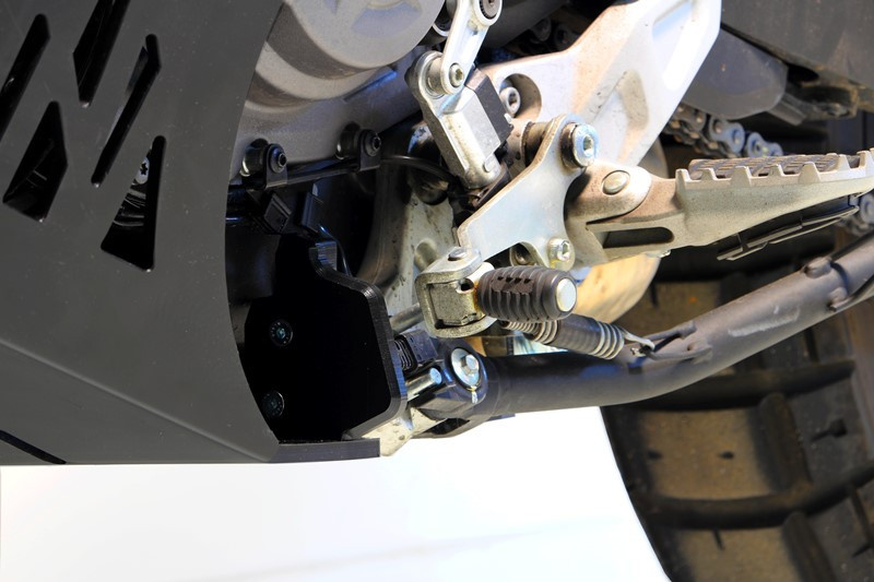 Skid Plate Ducati DESERT X ( 2022 - 2023 ) / To fit Hepco & Becker crash bars - Black