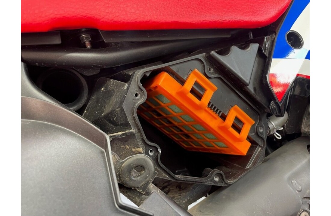 TWIN AIR Pre-Oiled Air Filter + Inner Cage - 150609P Honda CRF 300 L