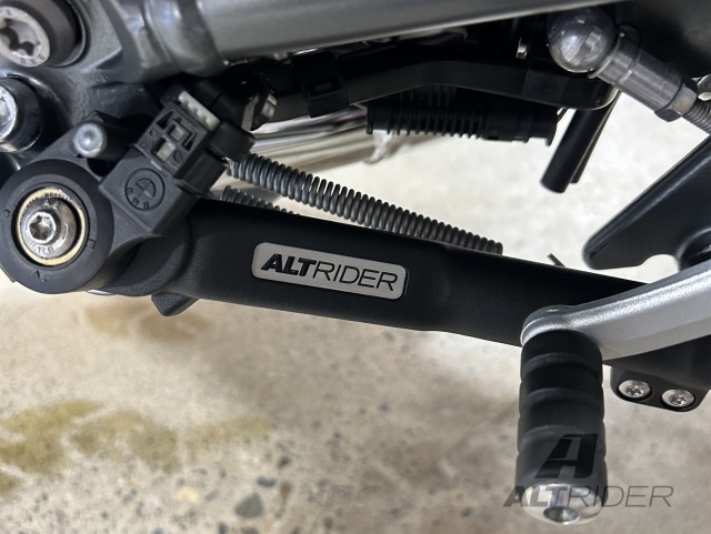 AltRider Verstelbare Alu Zijstandaard - BMW R1200/R1250 GS(A) (2013+) - verlaagde vering