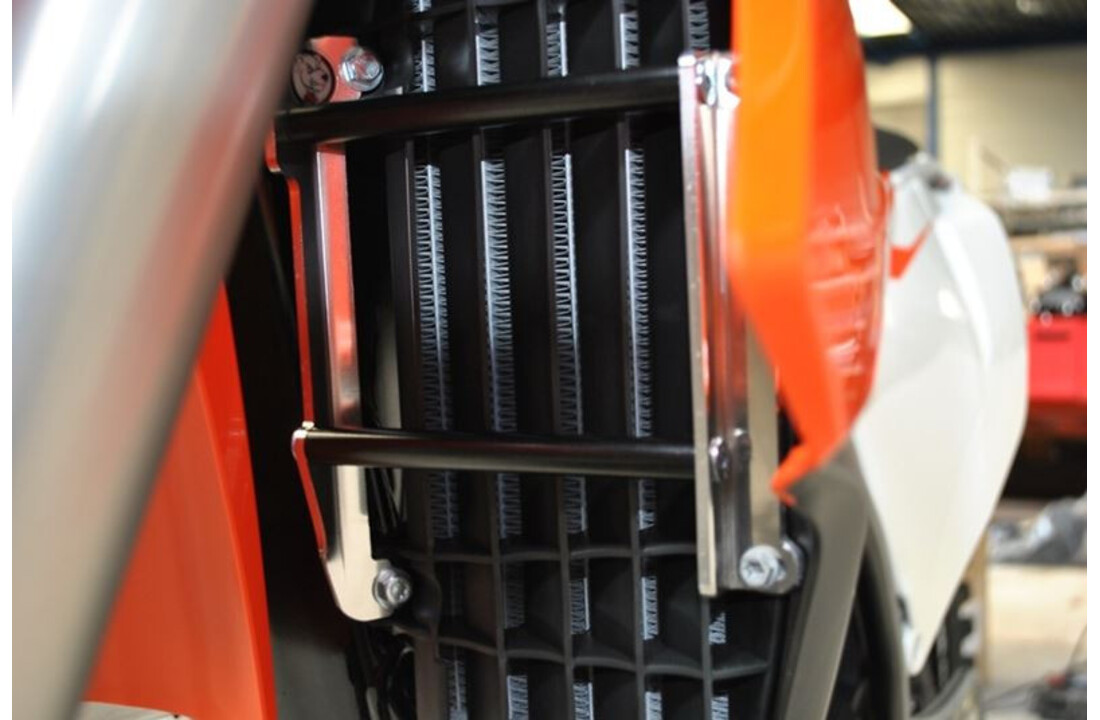 AXP - Radiator Braces - Husqvarna / KTM / GasGas Enduro's