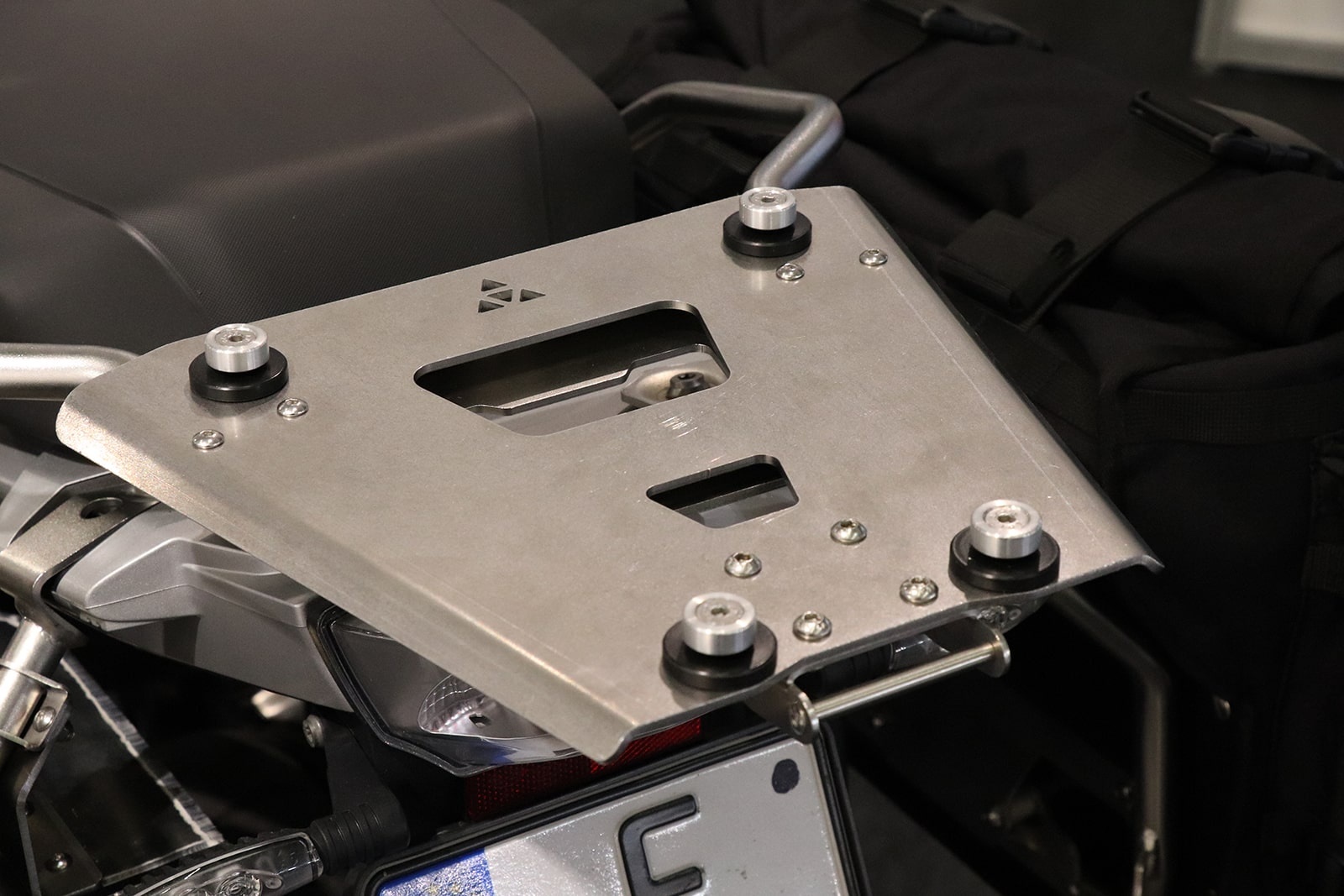 BUMOT Defender EVO Topcase moutingplate - BMW R 1200 / 1250 GSA (+'14)