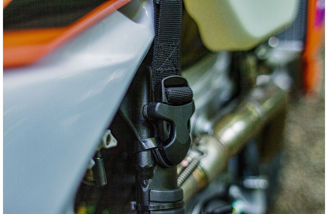 Enduristan - Rear ROK straps for Sandstorm 5