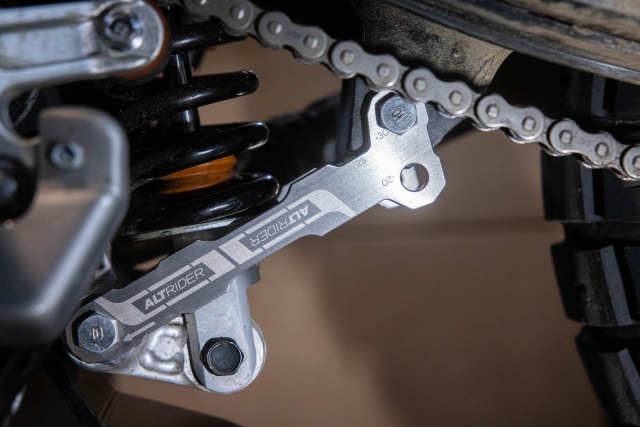 AltRider Variable Height Suspension Lowering Links - Yamaha Tenere 700 ('25+)