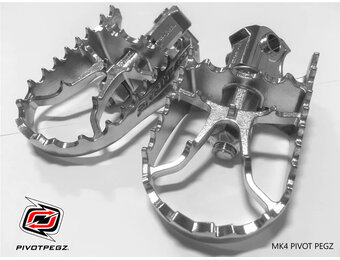 Pivot Pegz- Brede Voetsteunen - Suzuki DR-Z4S ('25+)