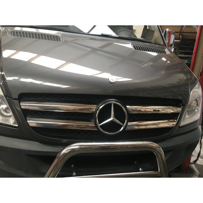 Mercedes-Benz Chrome grille lijsten voorgrill MB Sprinter 906 RVS 4 delig 2006-2012
