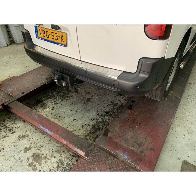 RVS Bumperplaat: Duurzame Bescherming & Stijl voor uw Berlingo, Partner Rifter, Proace City en Combo