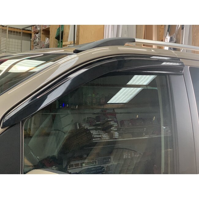 Mercedes-Benz Zijwindscherm Mercedes Vito / Viano - W639 - 2 drs vanaf 07-2003 - 2014 (set a 2 stuks tbv voorportieren L+R)