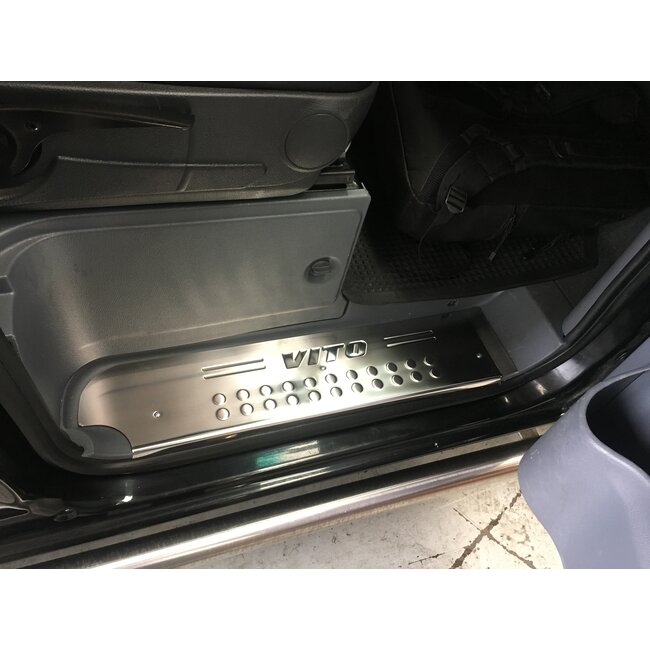 Mercedes-Benz Vito W639 (na 2003) Instaplijsten RVS