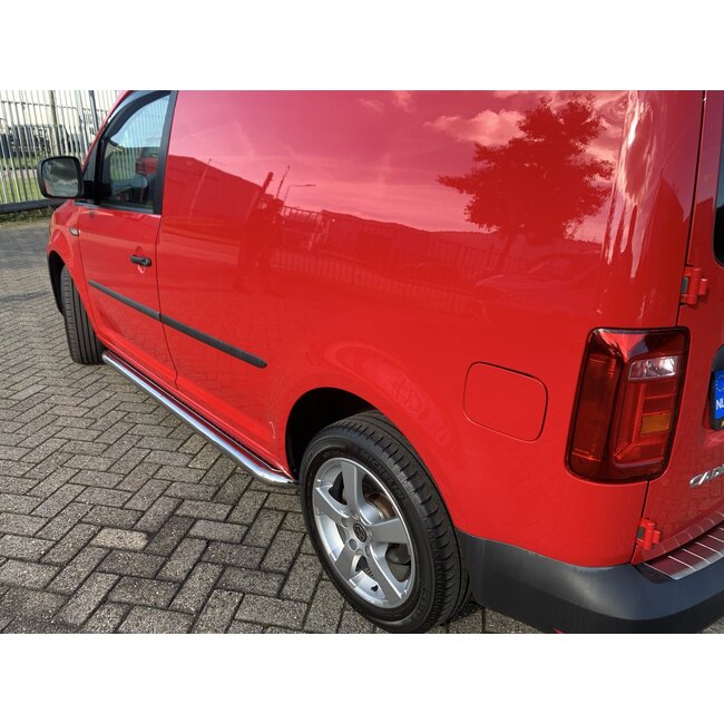 VW Caddy Sidebars met rvs trede