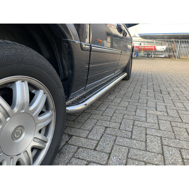 Chrysler Grand Voyager Sidebars met rvs trede