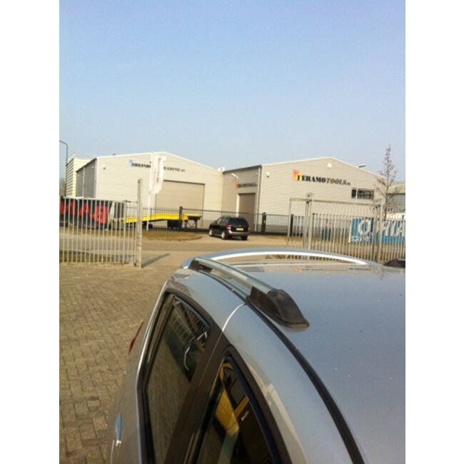 Dacia Sandero Dakrails mat aluminium