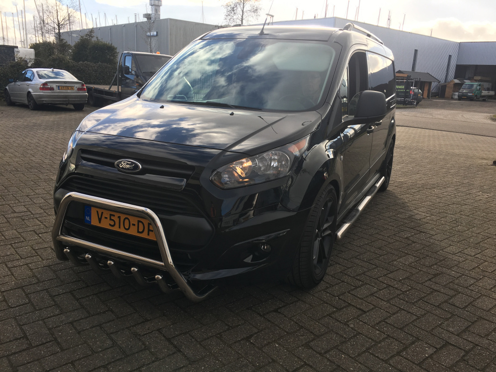 Ford Transit Connect Sidebars met opstapjes L2 BestCarstyling
