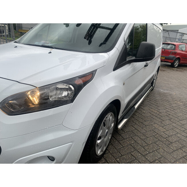 Ford Transit Connect Sidebars met opstapjes L2