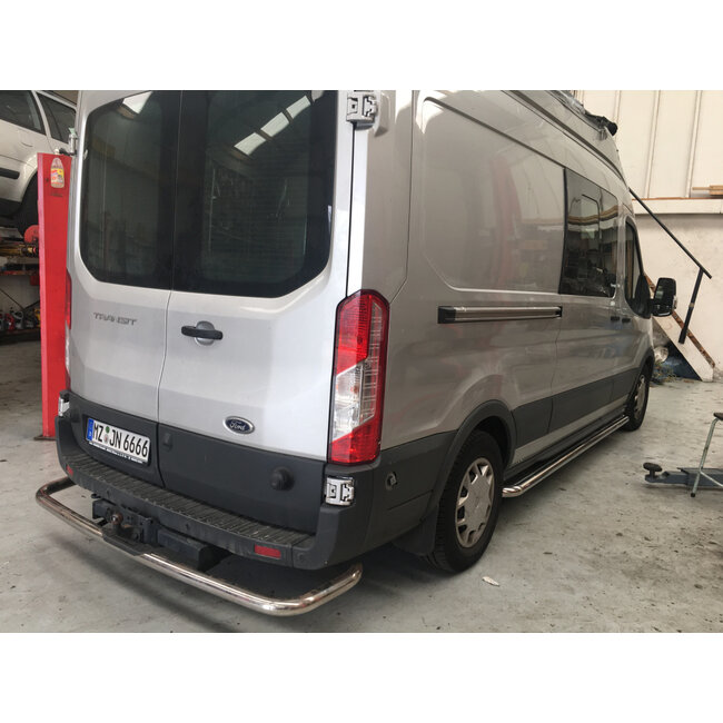 Ford Transit TTG TT9 Sidebars met rvs traanplaat L1