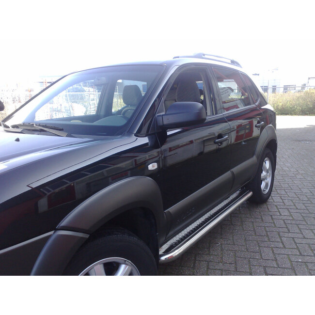 Hyundai Tucson Sidebars met rvs trede