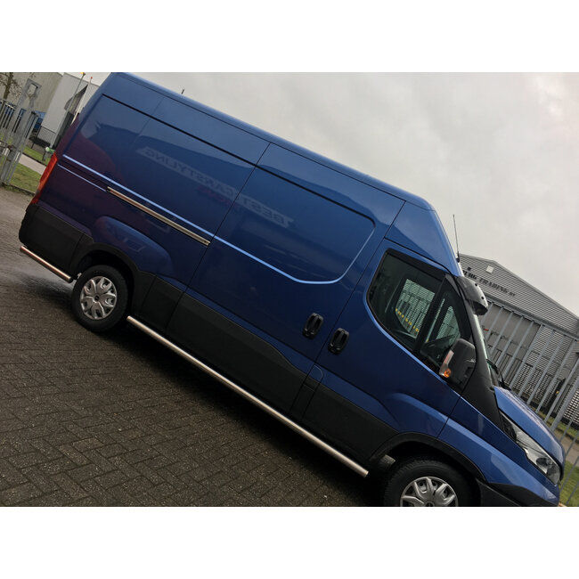 Iveco Daily 35S18 Sidebars Recht L1