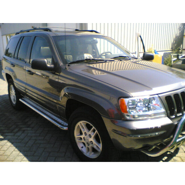 Jeep Grand Cherokee Sidebars met aluminium trede