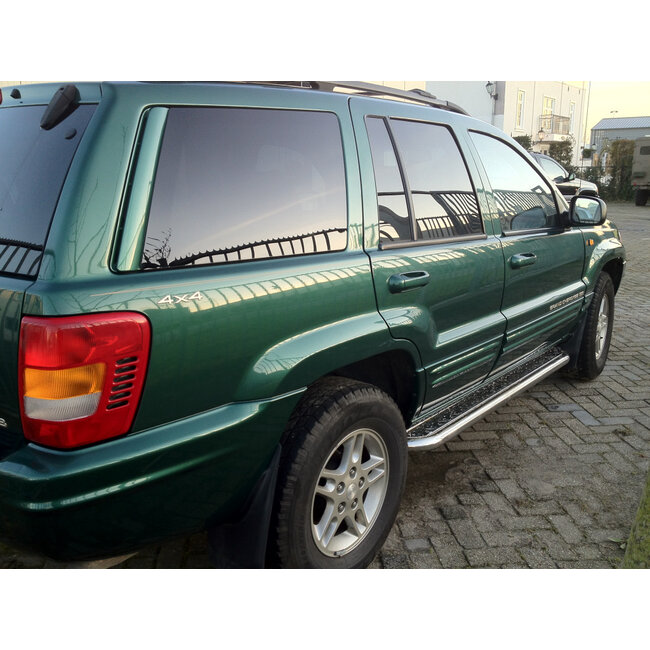 Jeep Grand Cherokee Sidebars met rvs trede