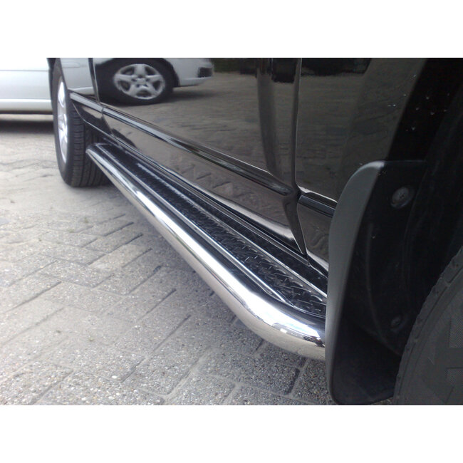 Kia Sportage 2010 Sidebars met rvs trede