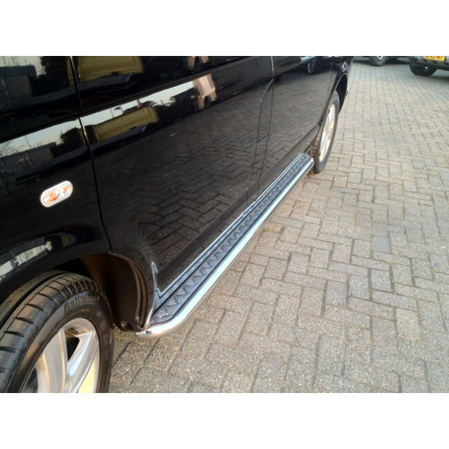 Land Rover Freelander Sidebars met aluminium trede