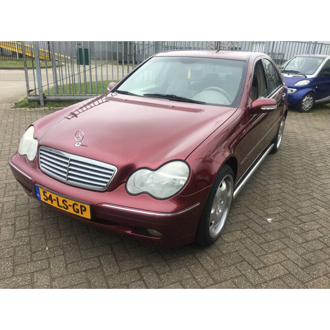 Mercedes C klasse W203 Sidebars recht