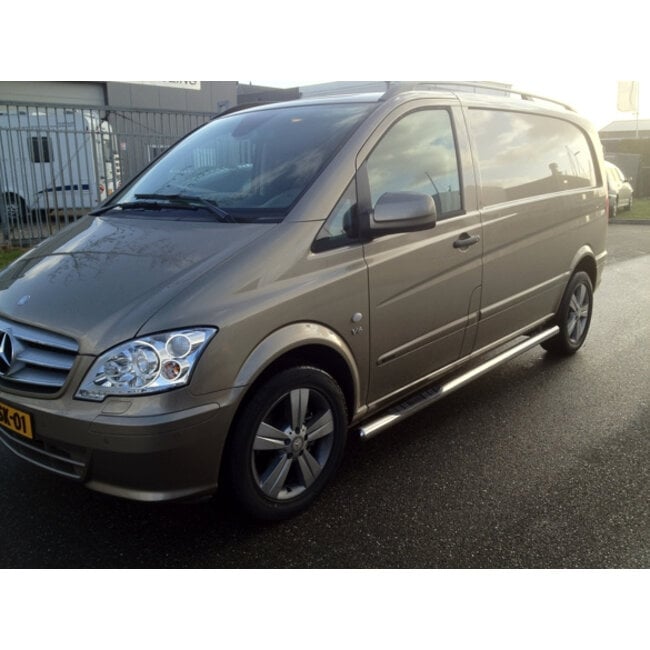 Mercedes Vaneo Sidebars rechte buis 76 mm met opstapjes