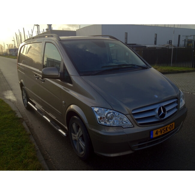 Mercedes Vaneo Sidebars rechte buis 76 mm met opstapjes