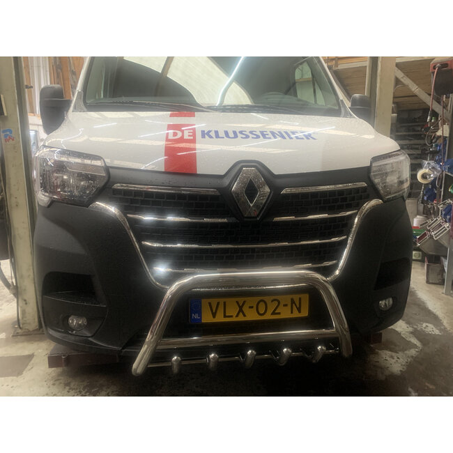 Nissan Interstar Pushbar Bullbar