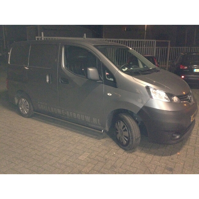 Nissan NV200 Sidebars rechte buis