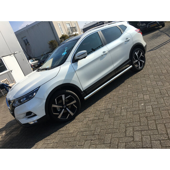 Nissan Qashqai Sidebars rechte buis
