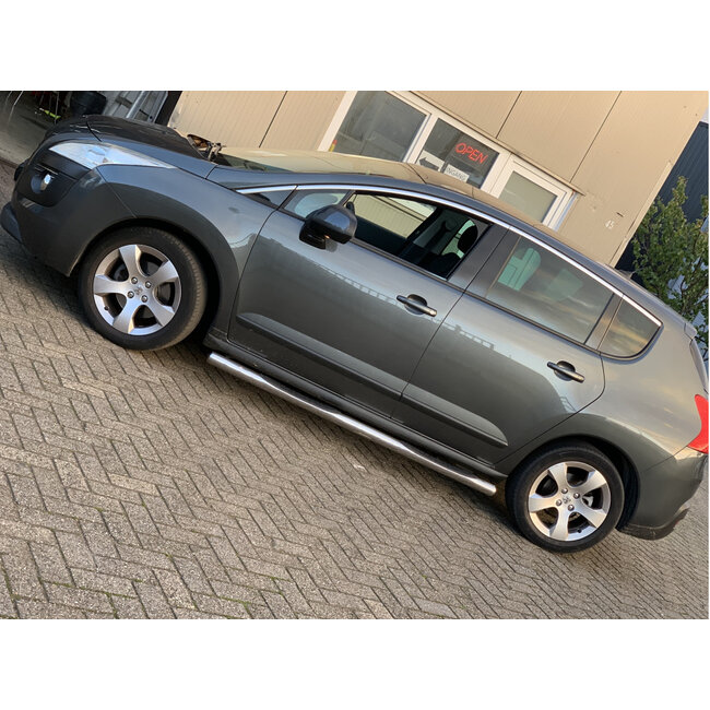 Peugeot 3008 Sidebars 70mm met opstapjes