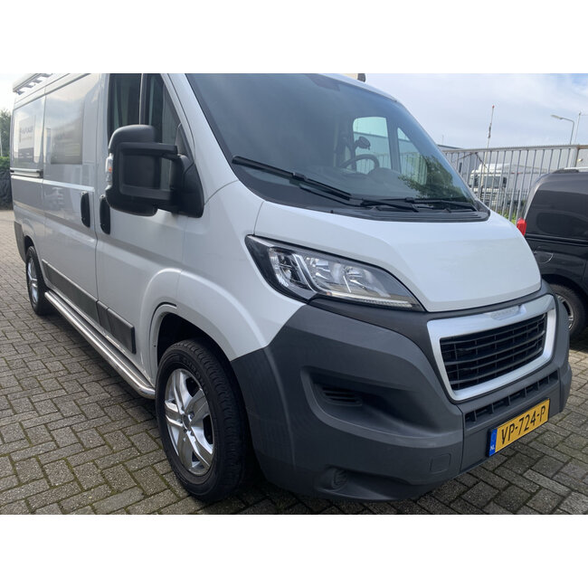 Peugeot Boxer 3 Sidebars met rvs platen L2