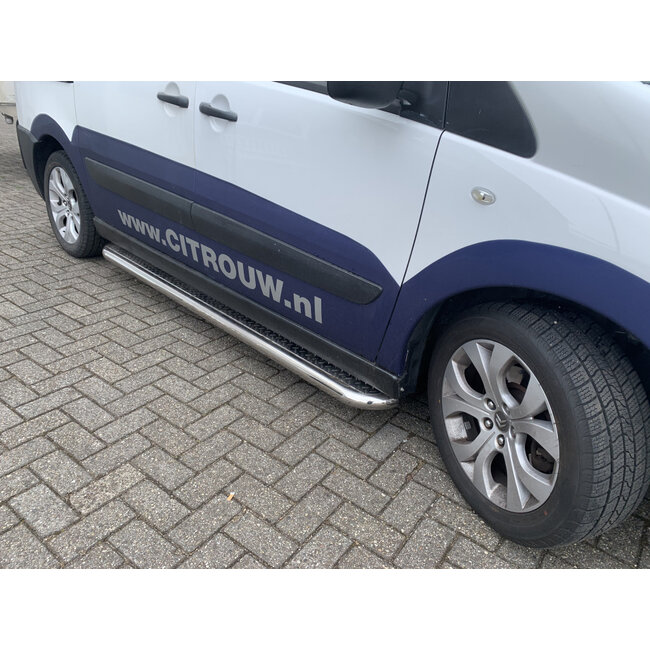 Peugeot Expert Sidebars met rvs treeplanken L1