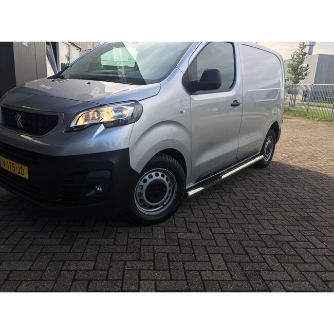 Peugeot Expert Sidebars met opstapjes L1