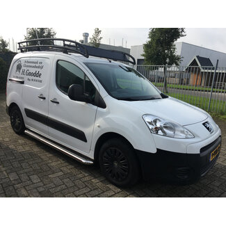 Peugeot Partner Sidebars met rvs trede L1