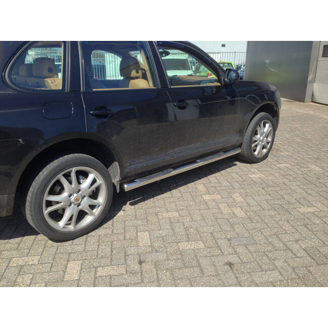 Porsche Cayenne Sidebars met steps