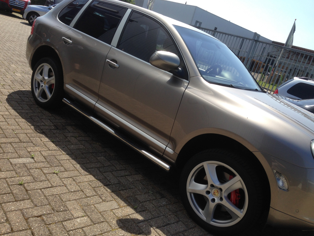 Porsche Cayenne Sidebars Sidesteps Bullbar Pushbar BestCarstyling