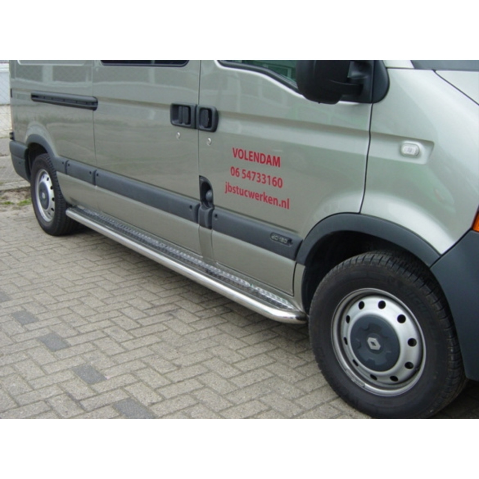 Renault Master Sidebars met aluminium treeplank L2 BestCarstyling