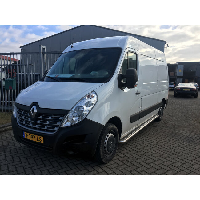 Renault Master Sidebars met rvs treeplank L2