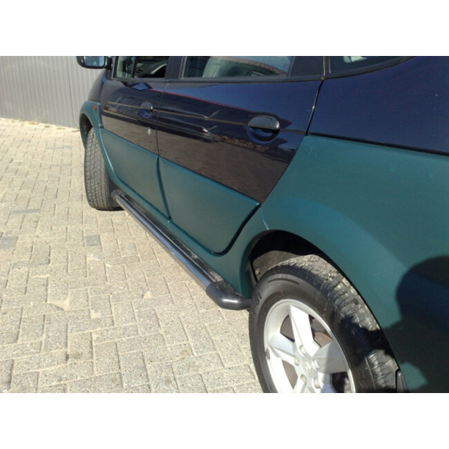 Renault Megane Scenic Sidebars met rvs trede