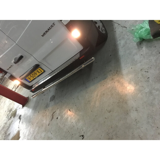 Renault Trafic Rearbar met trekhaak